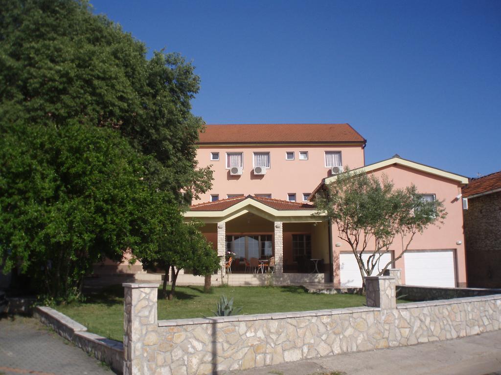 Hotel "Marinko Kozina" - Medugorje Bagian luar foto